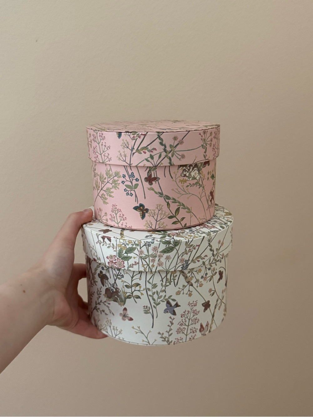 Disney x Sanderson Nesting Hat Boxes Set of 2 Woodland Floral Pink White